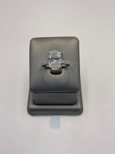 17. 98922 (L-1558) 14KW Lab Oval Ring cntr 3.06ct F-VS1 est 3.75cttw ($8250) | 14k White Gold
