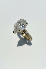 14K White Gold 4.50 CTTW Pear Lab-Grown Diamond Ring – E VVS2