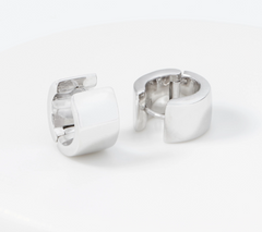 Vince Camuto Circle Huggie Hoop Earrings, Silver Tone, Size 1/2"