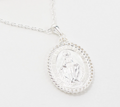 JMH Jewellery Sterling Silver Medal Pendant with 18" Chain
