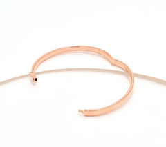 UltraFine Polished Rose Tone Safety Lock 5.5mm Bangle Avg