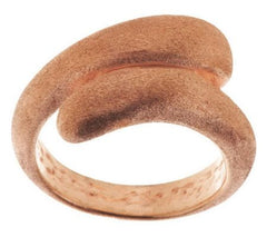 Anillo Vicenza de plata de ley con diseño de derivación y acabado satinado revestido de rosa, talla 6