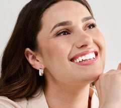 Aros de plata 950 ultrafina con borde cuadrado de 0,75"