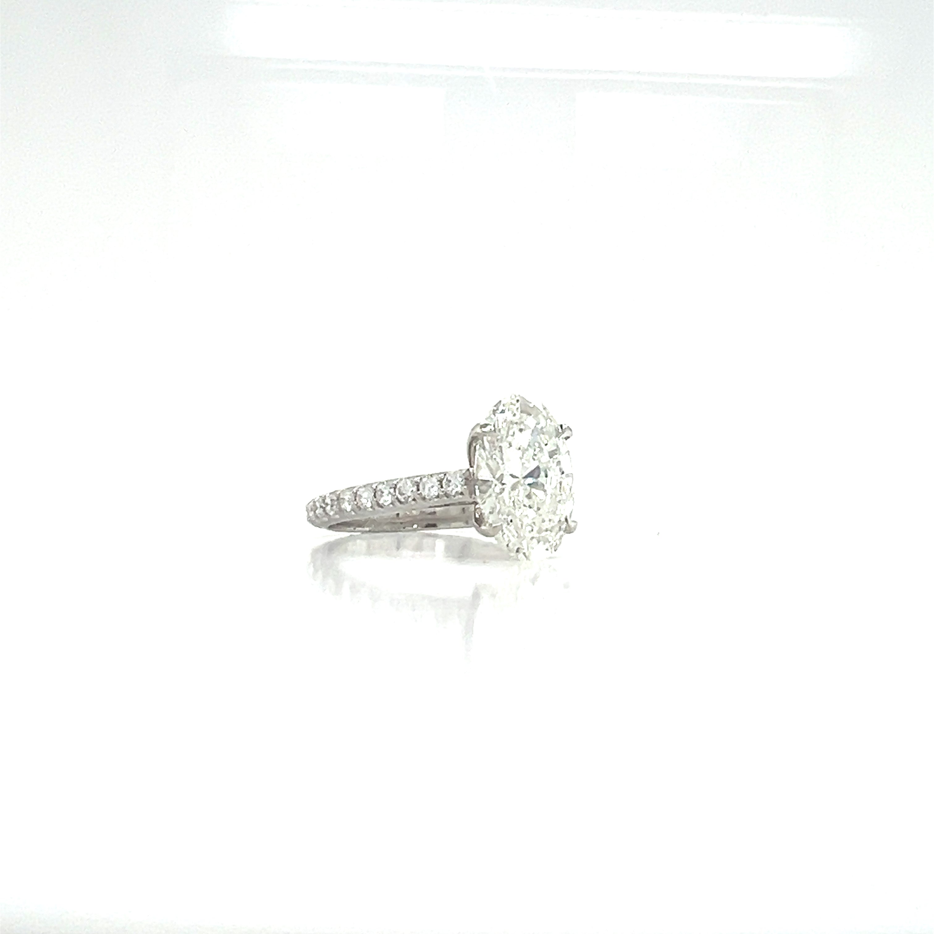 14KW 3.50cttw Lab-Grown Diamond Oval Ring - 3.00ct F/VS1 IGI Certified