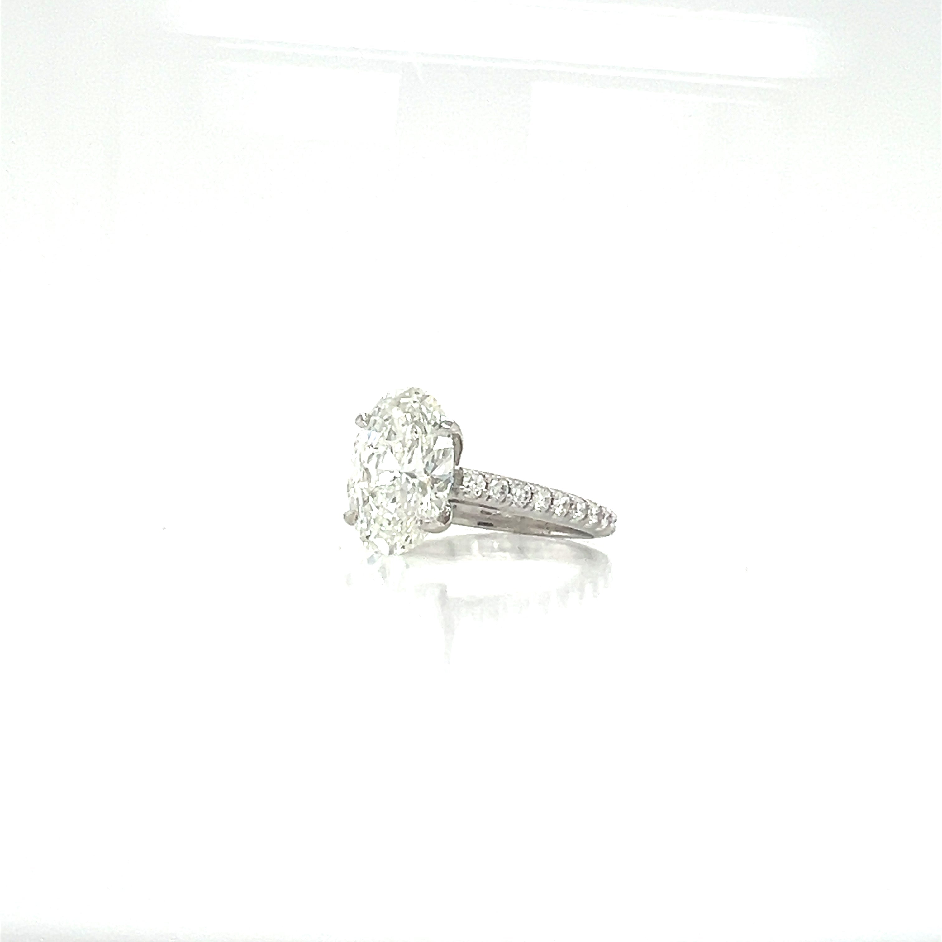 14KW 3.50cttw Lab-Grown Diamond Oval Ring - 3.00ct F/VS1 IGI Certified