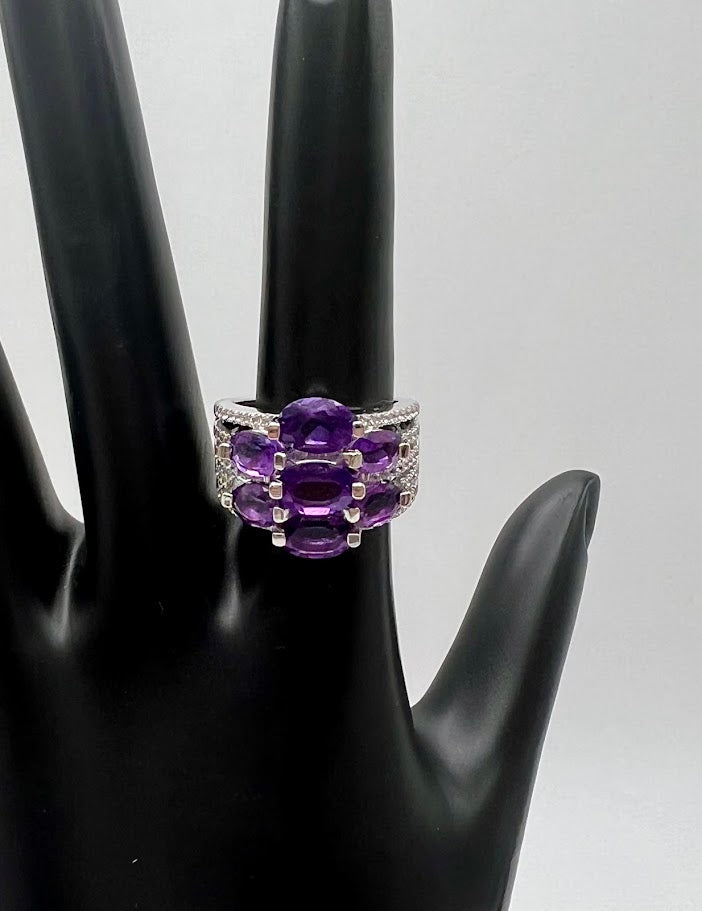 Colleen Lopez Silver Oval Amethyst & White Zircon 7-Stone Ring. Size 8