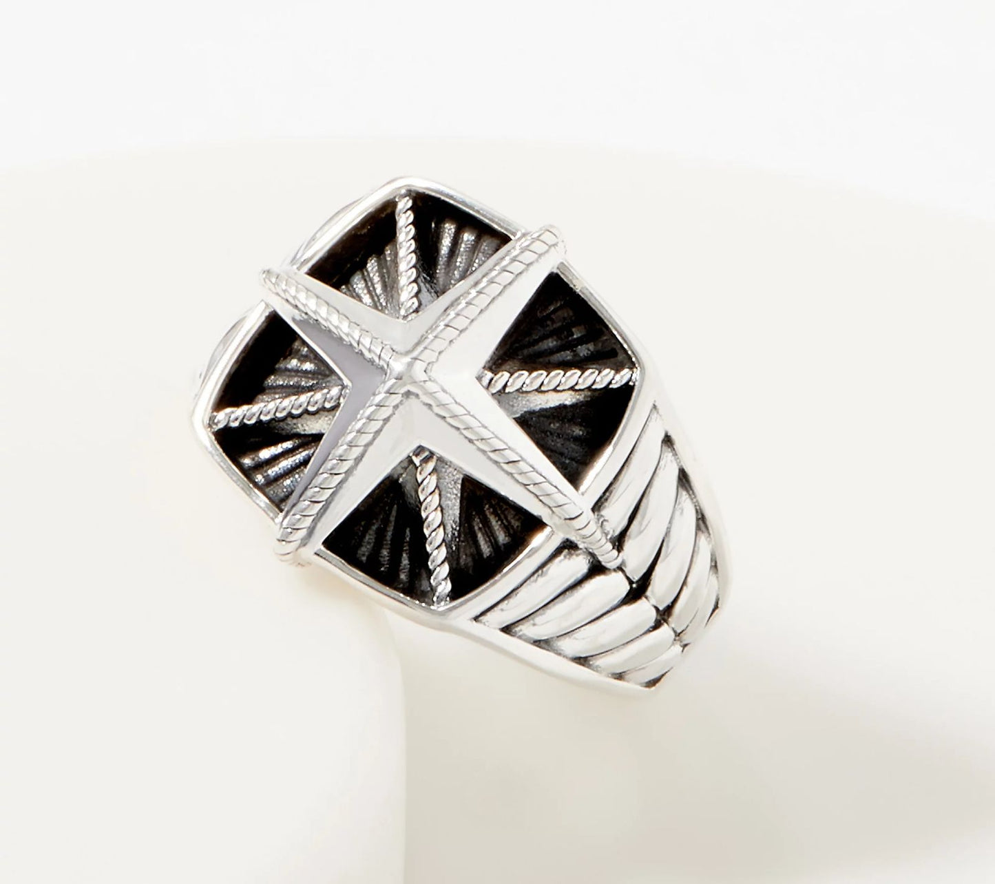 JAI Rope Carved Background North Star Band Ring Size 5 Sterling Silver