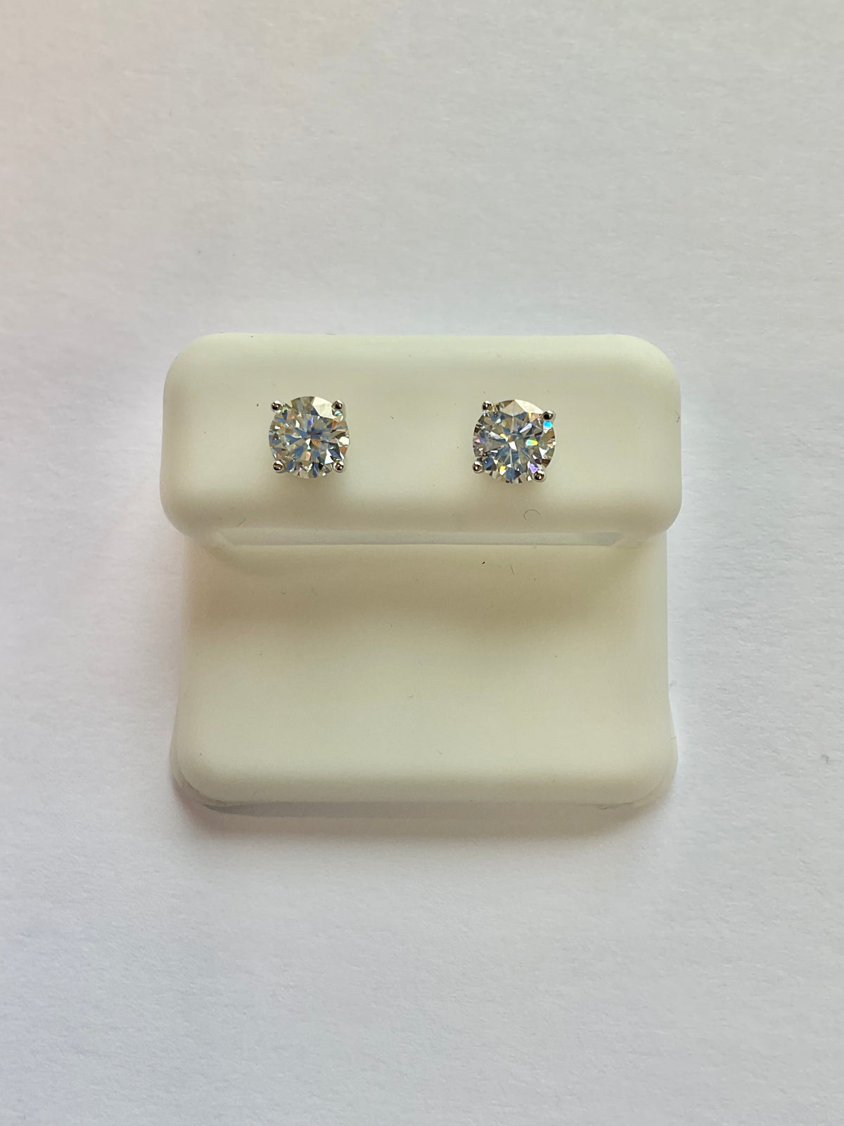 11171 - 6.5mm 2cttw silver moissanite studs ($450.00)