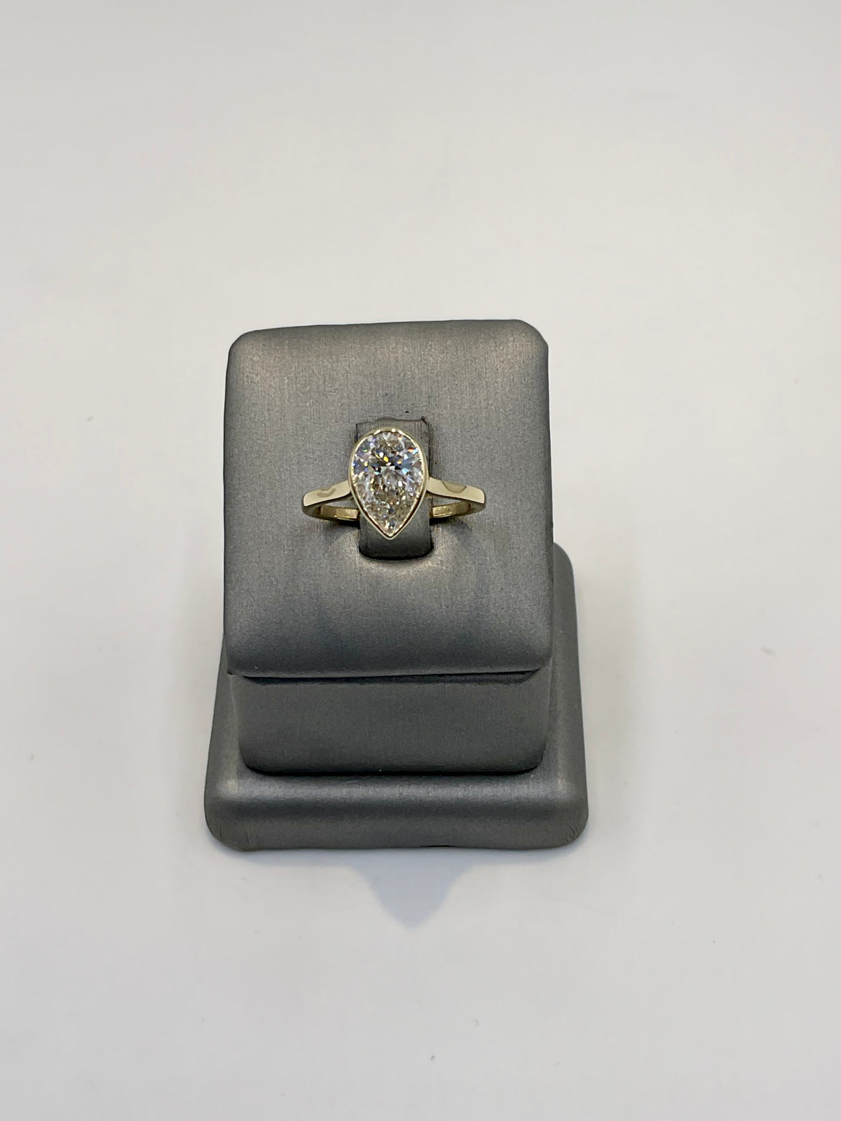15. 11252- 14KY Lab Ring Pear Bezel Solitaire F-VVS2 2.03CTTW ($3995) (white also available) (3cttw also available white and yellow) | 14k Yellow Gold