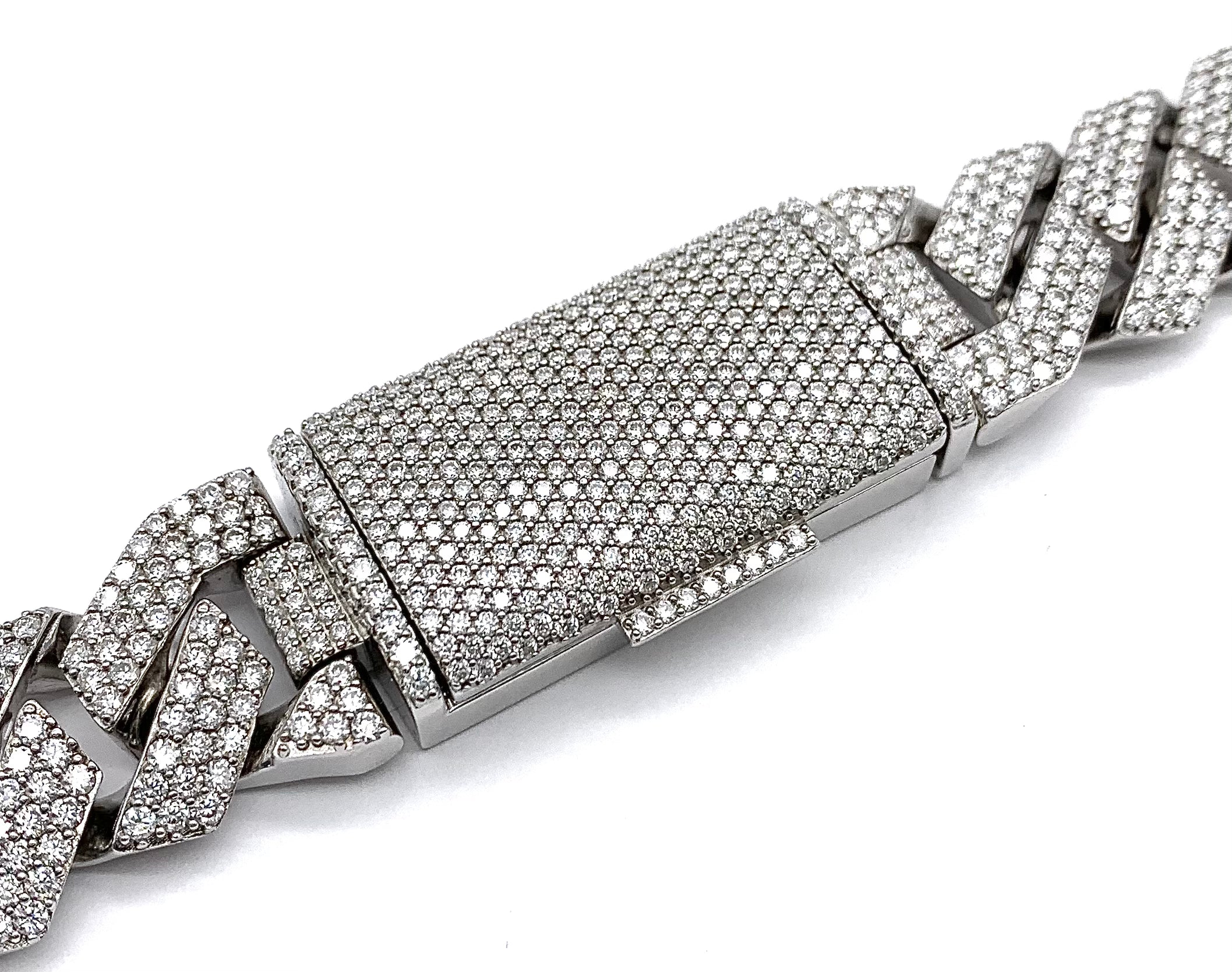 💎 20mm Moissanite Cuban Link Chain – 24″ | 925 Sterling Silver, VVS DEF Stones 💎