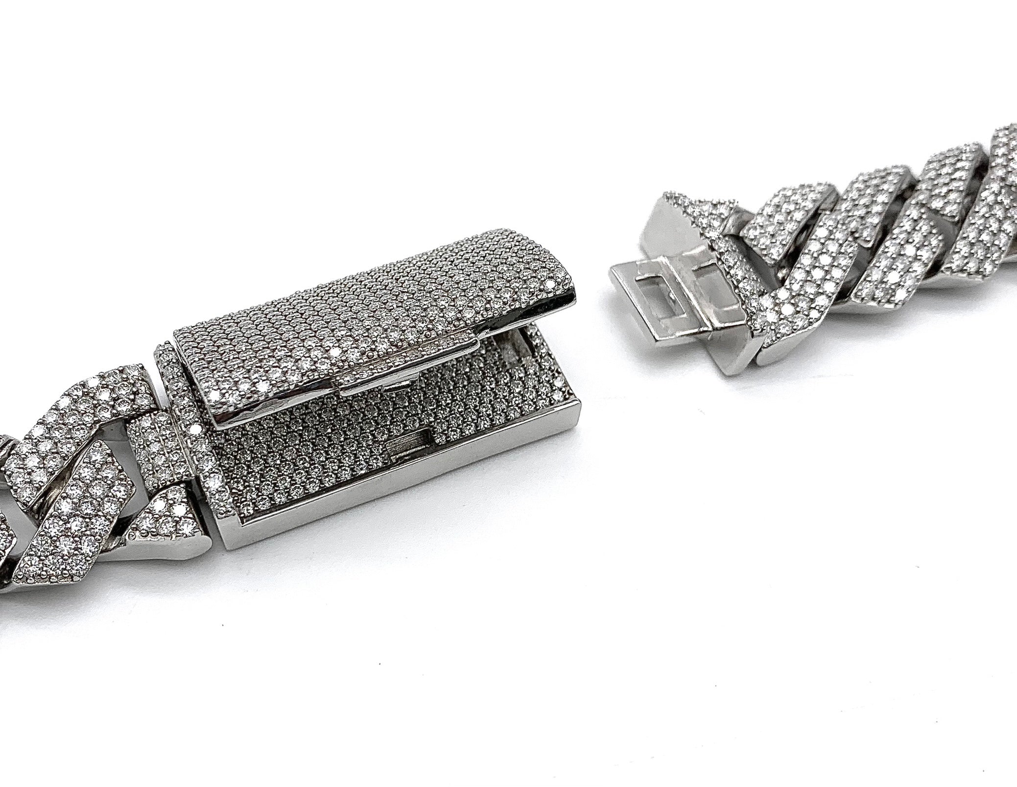 💎 20mm Moissanite Cuban Link Chain – 24″ | 925 Sterling Silver, VVS DEF Stones 💎