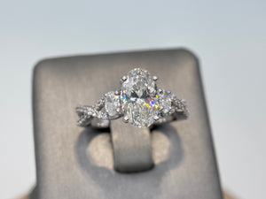 14K White Gold 2.5cttw Oval Lab-Grown Diamond Ring
