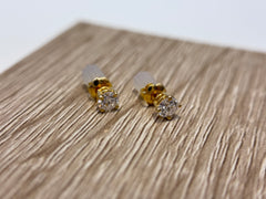 14K Gold 0.5cttw Round Lab-Grown Diamond Four-Prong Stud Earrings