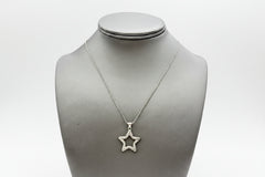 Collar de plata de ley Or Paz con textura orgánica y motivo de corazón. 45 cm