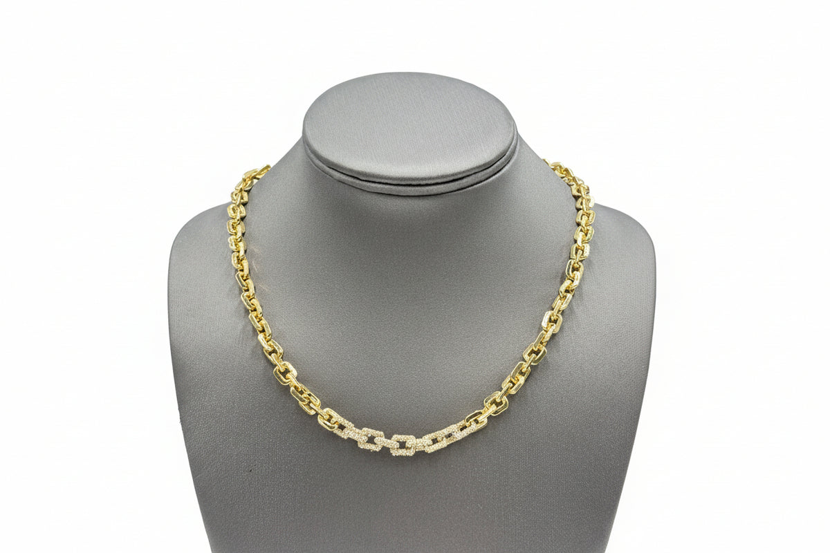 BaubleBar Lucy Goldtone Clear Stone Cable Chain Necklace | 18" Statement Chain