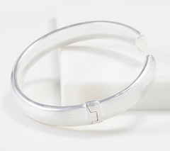 UltraFine Silver Solid Oval Hinged Cuff Avg