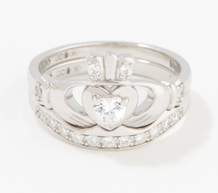 Fado Sterling Silver Claddagh and Band Ring Set, Size 7