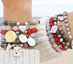 Pulsera de cuentas de piedras preciosas T.Jazelle Luck con dije de plata esterlina, luna, promedio/grande