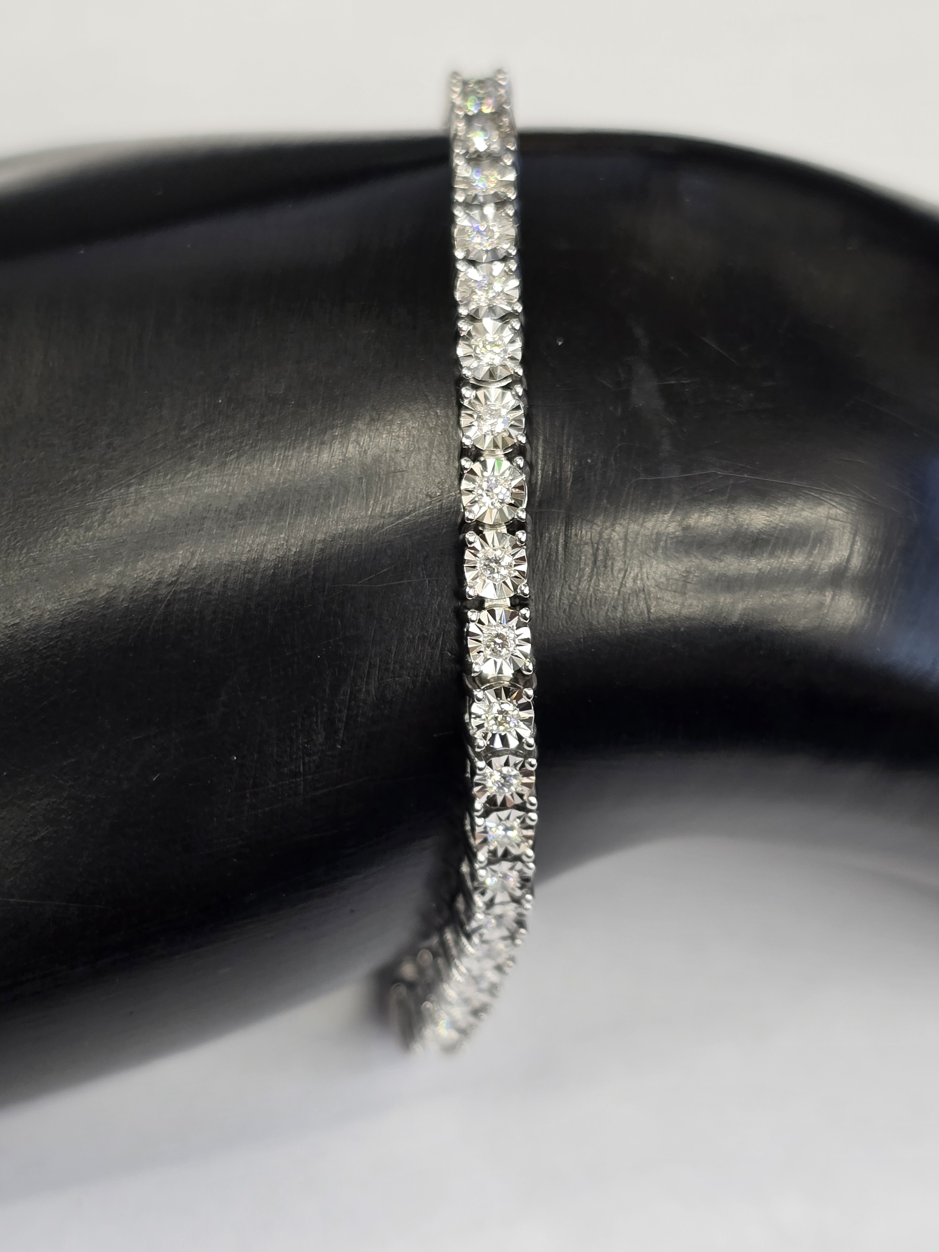 Fire Light Sterling Silver Lab Grown Diamond 1ct Tennis Bracelet,  Average