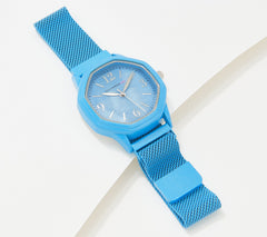 Reloj Isaac Mizrahi Live! con caja octogonal y correa de malla magnética, azul