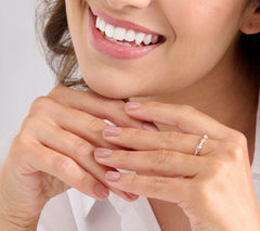 Anillo Accents by Affinity con diamantes en forma de X, 0,08 ct, plata de ley amarilla, talla 10