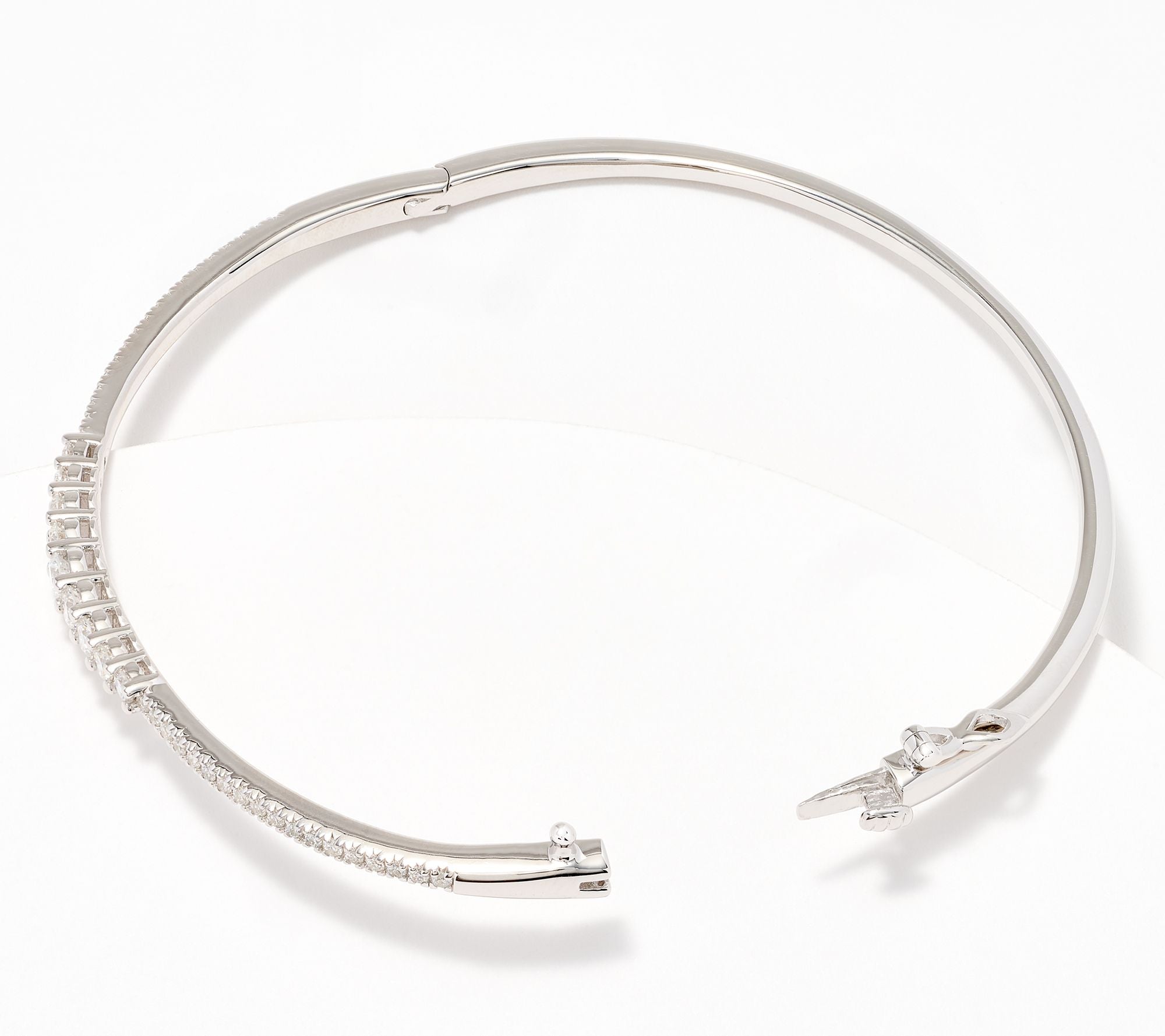 Fire Light Sterling Silver Lab Grown Diamond 1 cttw Graduating Bangle, 7-3/4"